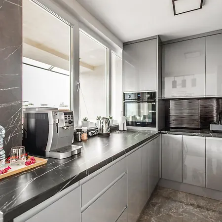 Mily Kat アパート